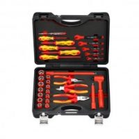 FORCE 3313 JUEGO 31HERRAMIENTAS AISLADAS, Y CUBOS ESP.3/8" 6-19MM, MALETÍN DE LUJO